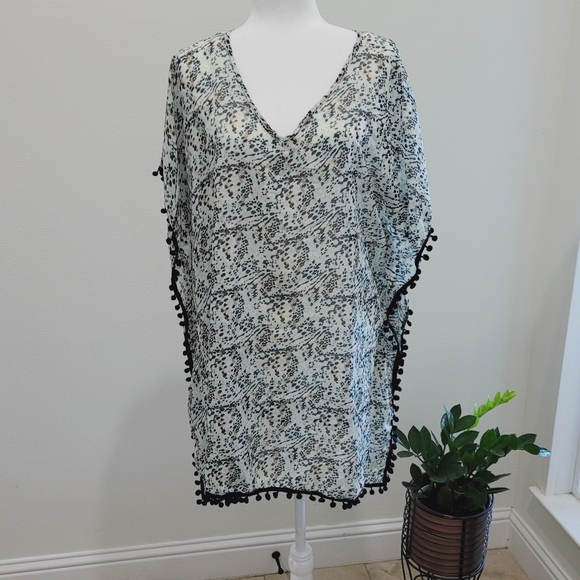 West Loop Swimming Cover up One Size - Picture 1 of 6